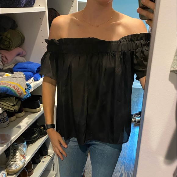 Lucca Couture off the shoulder Top - Picture 2 of 4